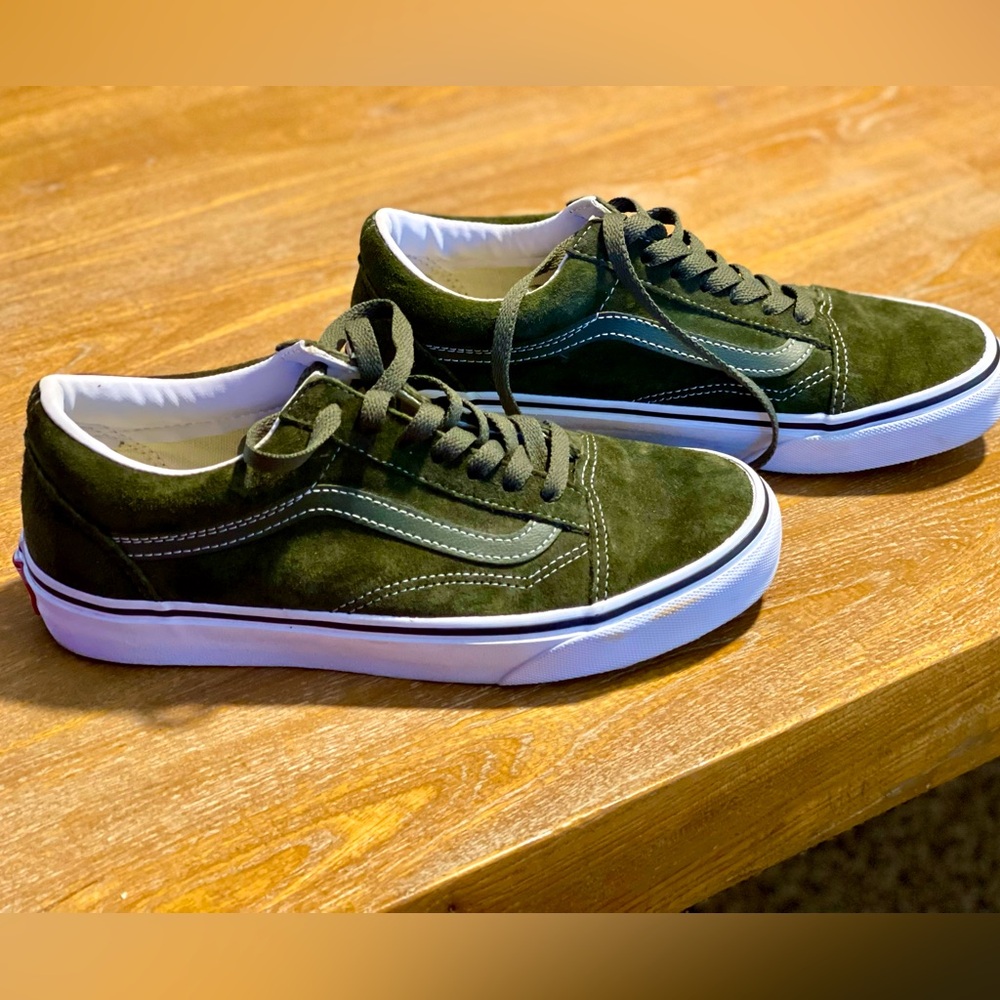 Green suede Vans. Like New. Men’s size 5